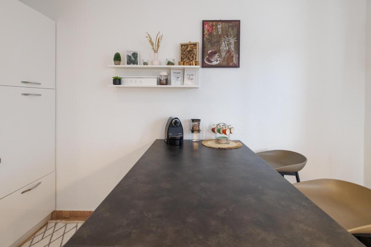 Spacious And Modern App With Big Terrace Malinska Eksteriør billede
